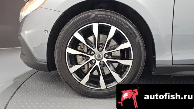 Volvo V40 V40 Cross-Country 2019 года - вид 5
