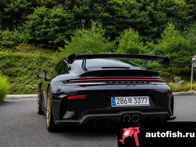 Porsche 911 911 (992) 2026 года - вид 4
