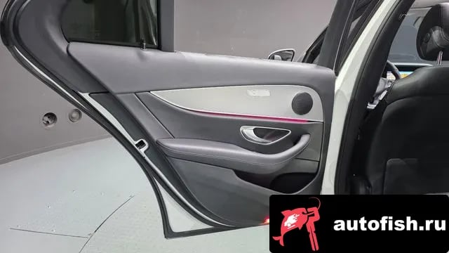Mercedes-Benz E-Class E-Class W213 2018 года - похожие автомобили
