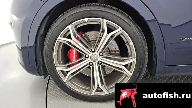 Maserati Levante Lebante 2019 года - похожие автомобили