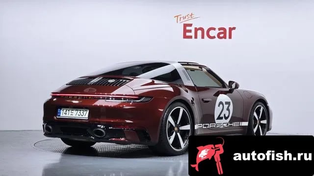Porsche 911 911 (992) 2021 года - вид 2