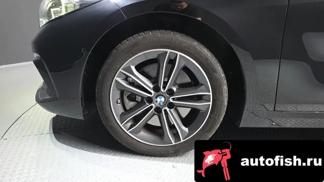 BMW 1-Series 1 Series (F40) 2021 года - вид 5