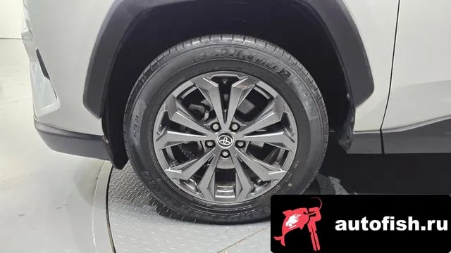 Toyota RAV4 RAV4 5th Generation 2022 года - вид 5