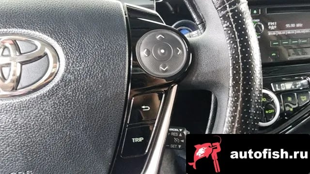 Toyota Prius Prius C 2018 года - похожие автомобили