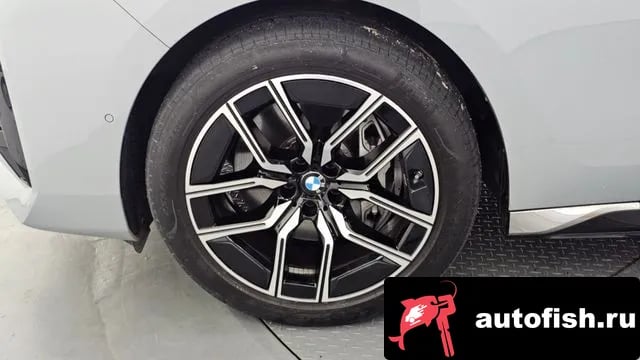 BMW 7-Series 7 Series (G70) 2023 года - вид 5