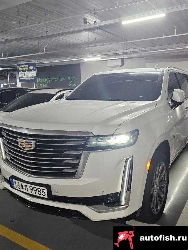 Cadillac Escalade Escalade 5th Generation 2022 года - похожие автомобили