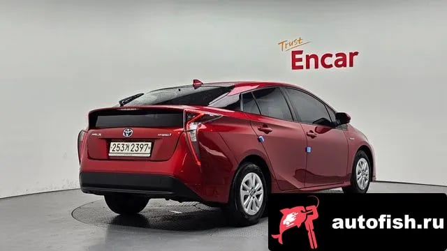 Toyota Prius Prius 4th Generation 2018 года - вид 2