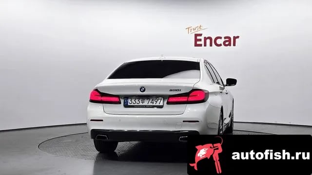 BMW 5-Series 5 Series (G30) 2022 года - вид 3