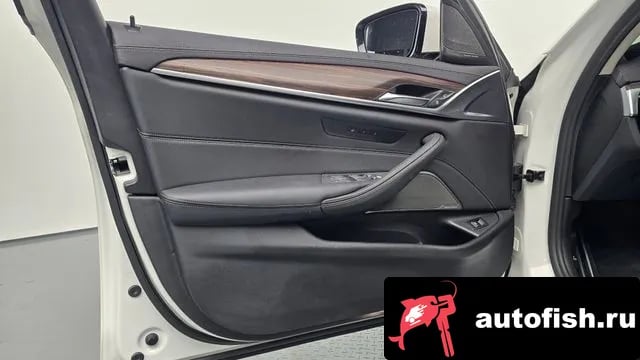 BMW 5-Series 5 Series (G30) 2022 года - похожие автомобили