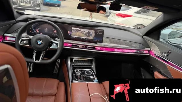 BMW 7-Series 7 Series (G70) 2024 года - вид 6