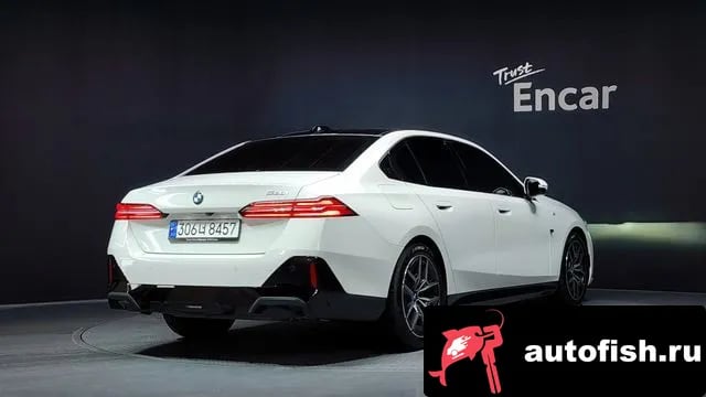 BMW 5-Series 5 Series (G60) 2025 года - вид 2