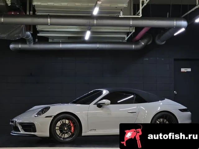 Porsche 911 911 (992) 2022 года - вид 3