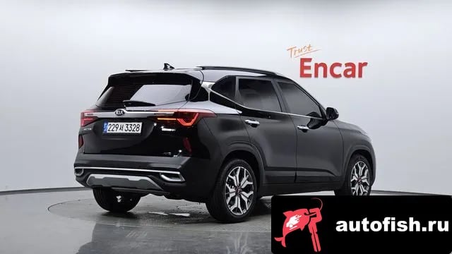 Kia Seltos Celtos 2020 года - автомобиль из Южной Кореи