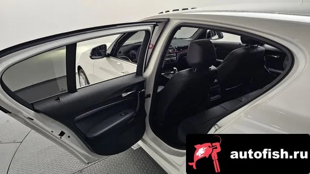 BMW 1-Series 1 Series (F20) 2019 года - похожие автомобили
