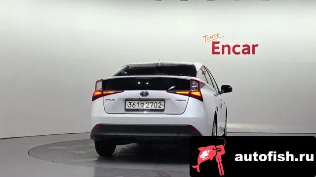Toyota Prius Prius 4th Generation 2022 года - вид 4