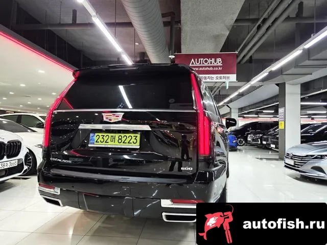 Cadillac Escalade Escalade 5th Generation 2025 года - вид 3
