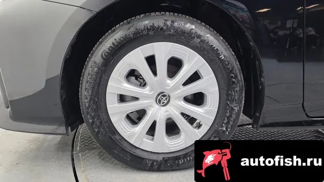Toyota Prius Prius 4th Generation 2021 года - вид 5