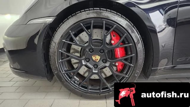 Porsche 911 911 (992) 2023 года - вид 5