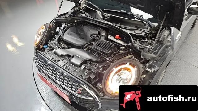 Mini Clubman Cooper SD Clubman 2020 года - вид 6