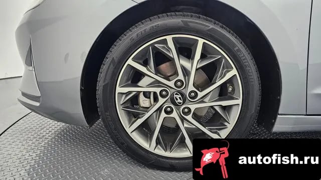 Hyundai AVANTE The New Avante AD 2018 года - вид 5