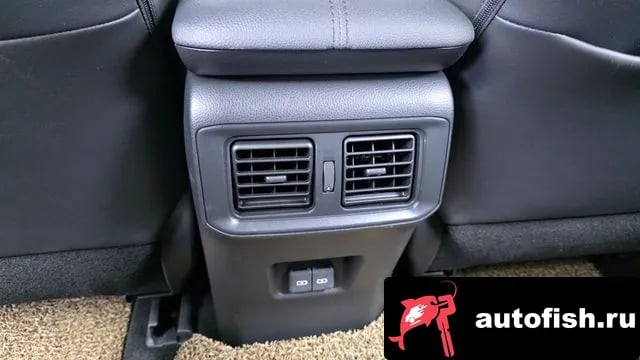 Toyota RAV4 RAV4 5th Generation 2024 года - похожие автомобили