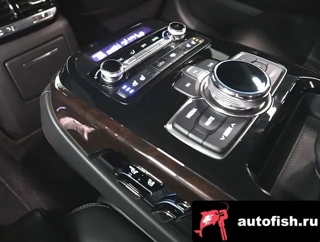 Genesis EQ900 EQ900 2018 года - похожие автомобили
