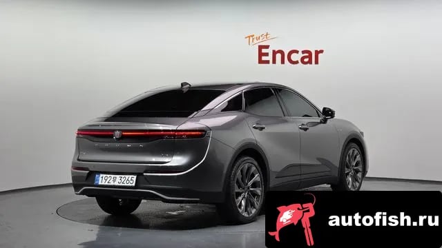 Toyota Crown Crown Crossover 2025 года - вид 2