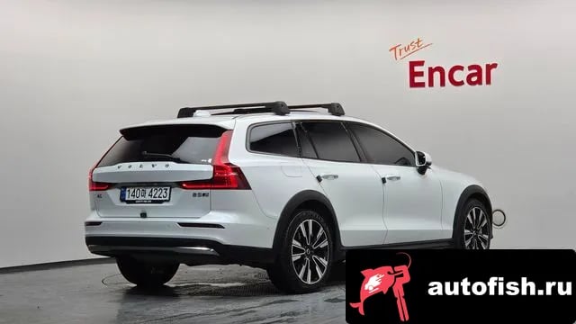 Volvo V60 V60 Cross-country 2nd Generation 2024 года - вид 2