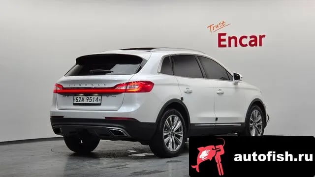 Lincoln MKX MKX 2nd Generation 2018 года - вид 2