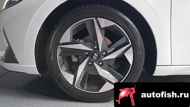 Hyundai AVANTE Avante (CN7) 2020 года - вид 5