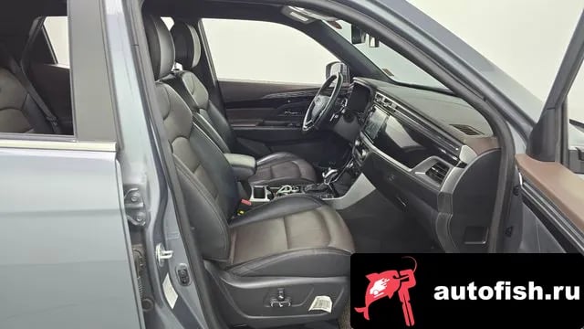 KG Mobility (Ssangyong) KORANDO Beautiful Korando 2019 года - похожие автомобили