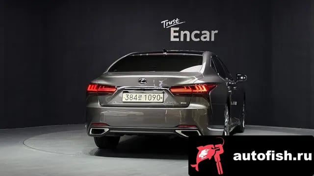 Lexus LS LS500 5th generation 2021 года - вид 4