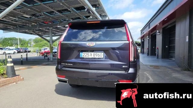 Cadillac Escalade Escalade 5th Generation 2022 года - вид 4