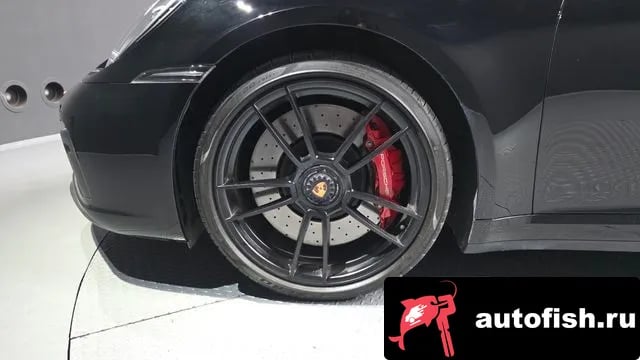 Porsche 911 911 (992) 2023 года - вид 4