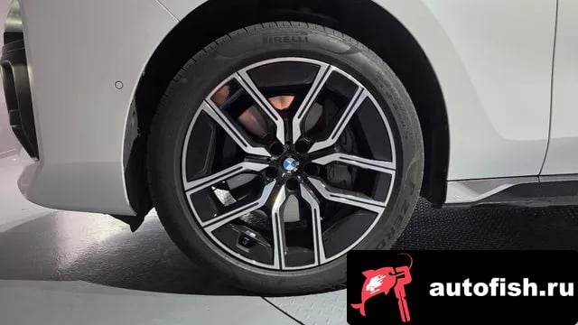 BMW 7-Series 7 Series (G70) 2023 года - вид 5