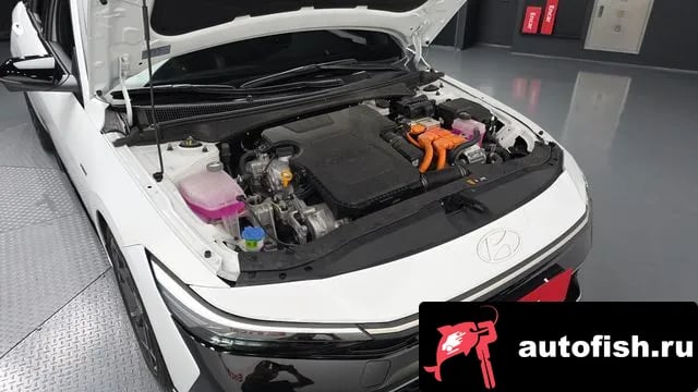 Hyundai AVANTE The New Avante Hybrid (CN7) 2025 года - похожие автомобили