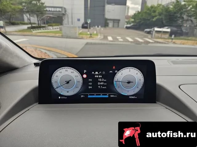 Hyundai Staria Staria 2025 года - похожие автомобили