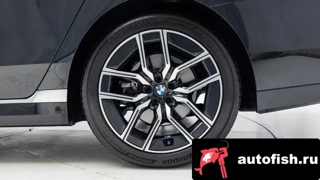 BMW 7-Series 7 Series (G70) 2024 года - вид 5