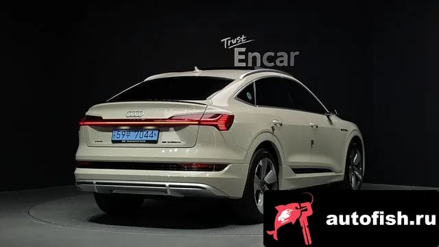 Audi e-tron e-Tron 2022 года - вид 2