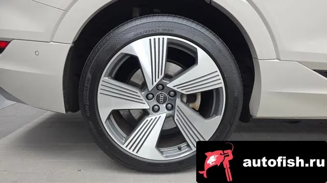 Audi e-tron e-Tron 2022 года - вид 5