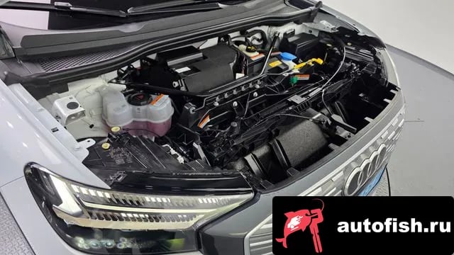 Audi Q4 e-tron Q4 e-Tron (F4) 2022 года - вид 6