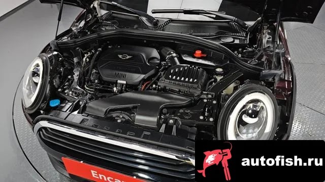 Mini Clubman Cooper D Clubman 2018 года - вид 6