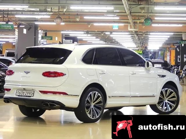 Bentley Bentayga Benteiga 2022 года - вид 3