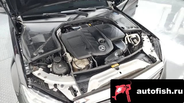 Mercedes-Benz C-Class C-Class W205 2019 года - вид 6