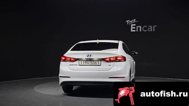 Hyundai AVANTE Avante AD 2018 года - вид 4