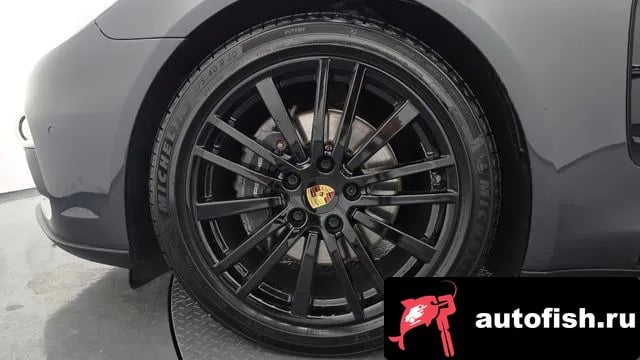 Porsche Panamera Panamera (971) 2018 года - вид 5