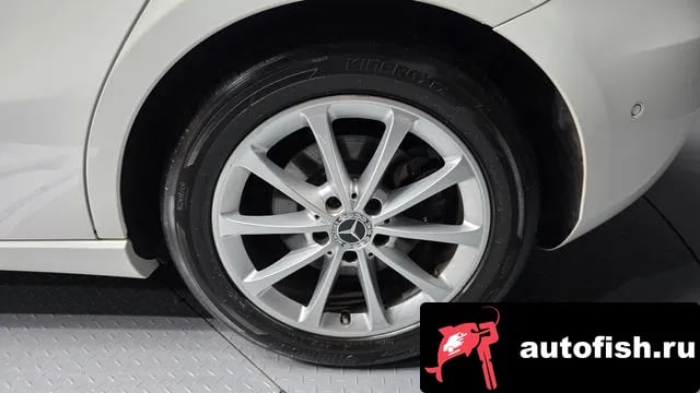 Mercedes-Benz A-Class A-Class W177 2019 года - вид 5