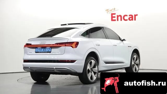 Audi e-tron e-Tron 2022 года - вид 2