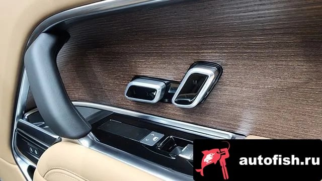 Land Rover Range Rover Range Rover 5th Generation 2025 года - похожие автомобили