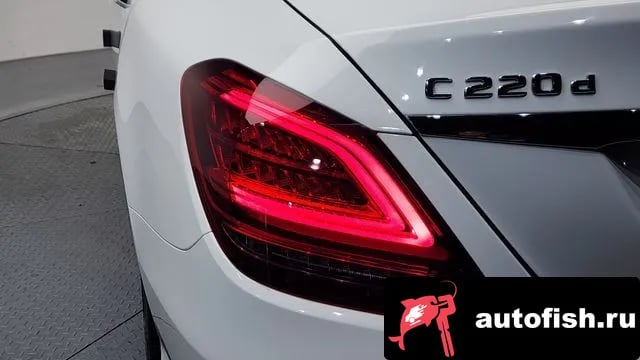 Mercedes-Benz C-Class C-Class W205 2021 года - похожие автомобили